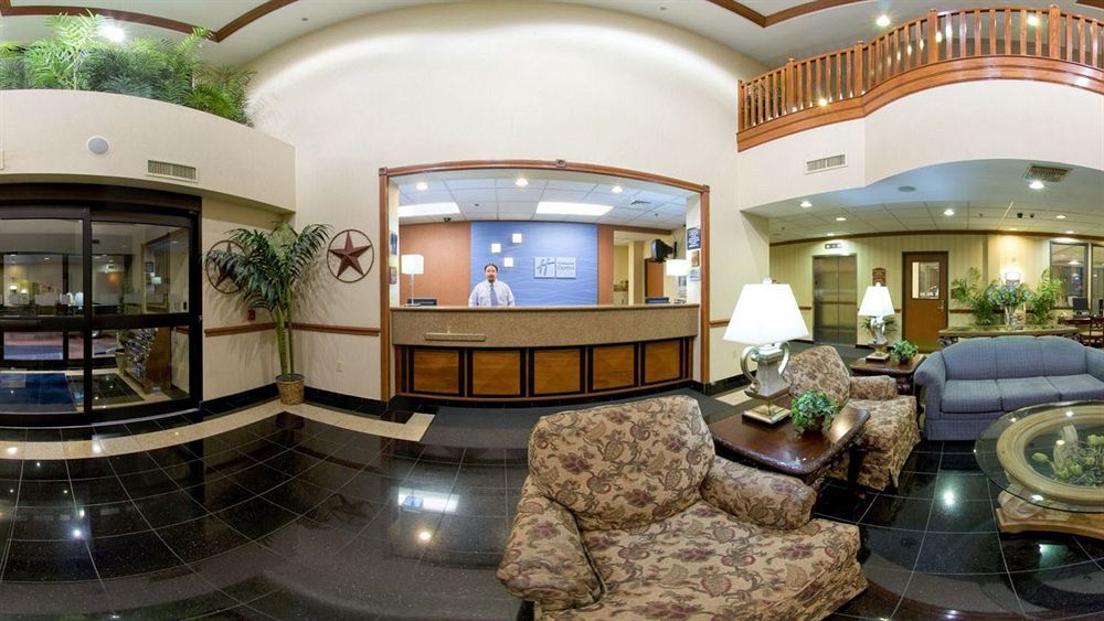 Holiday Inn Express & Suites Houston - Memorial Park Area By Ihg Экстерьер фото